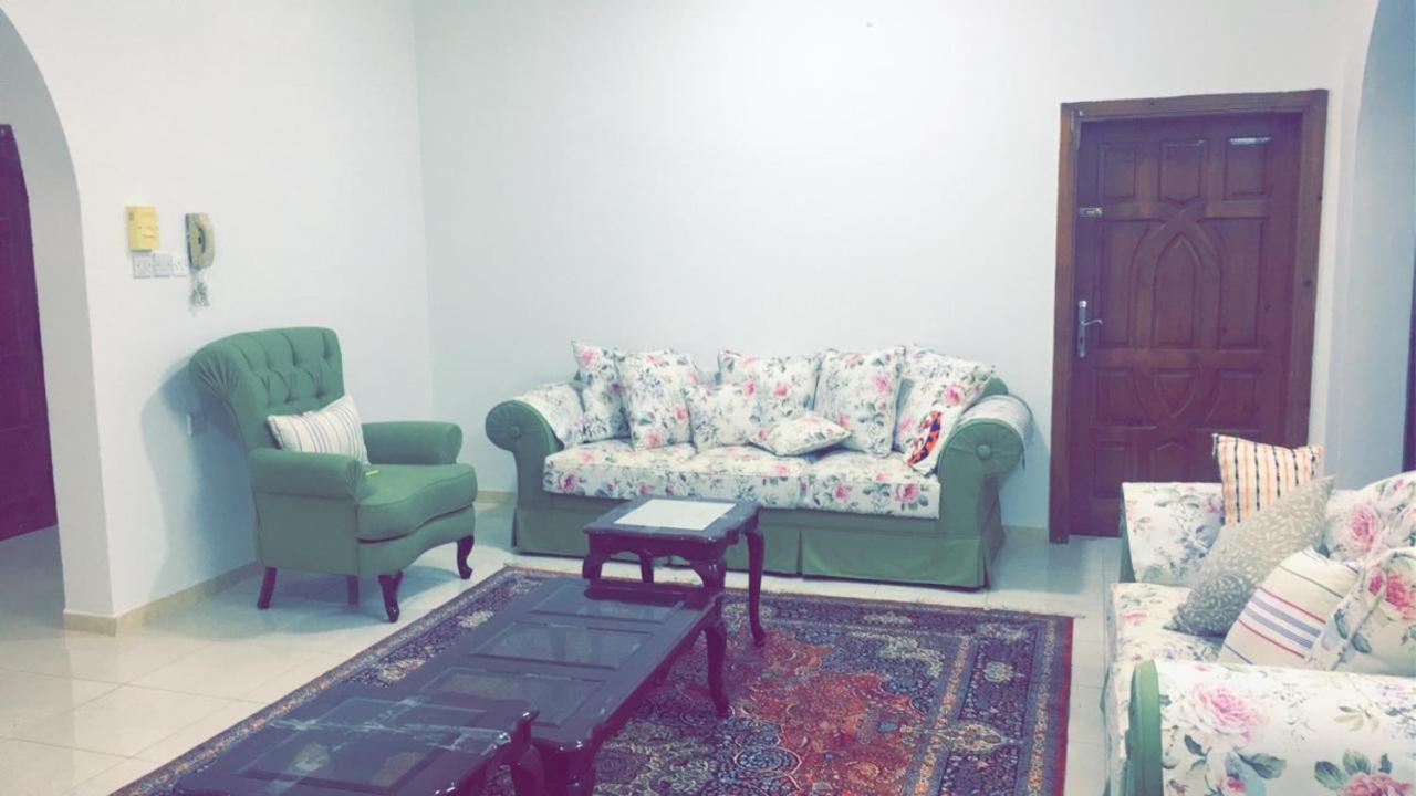 Masaken Alkenan Apartment Yanbu Ngoại thất bức ảnh